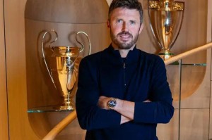 爱游戏官方入口-官宣！曼联确定新帅，四年前困境重演，可击败阿森纳，战平曼城？